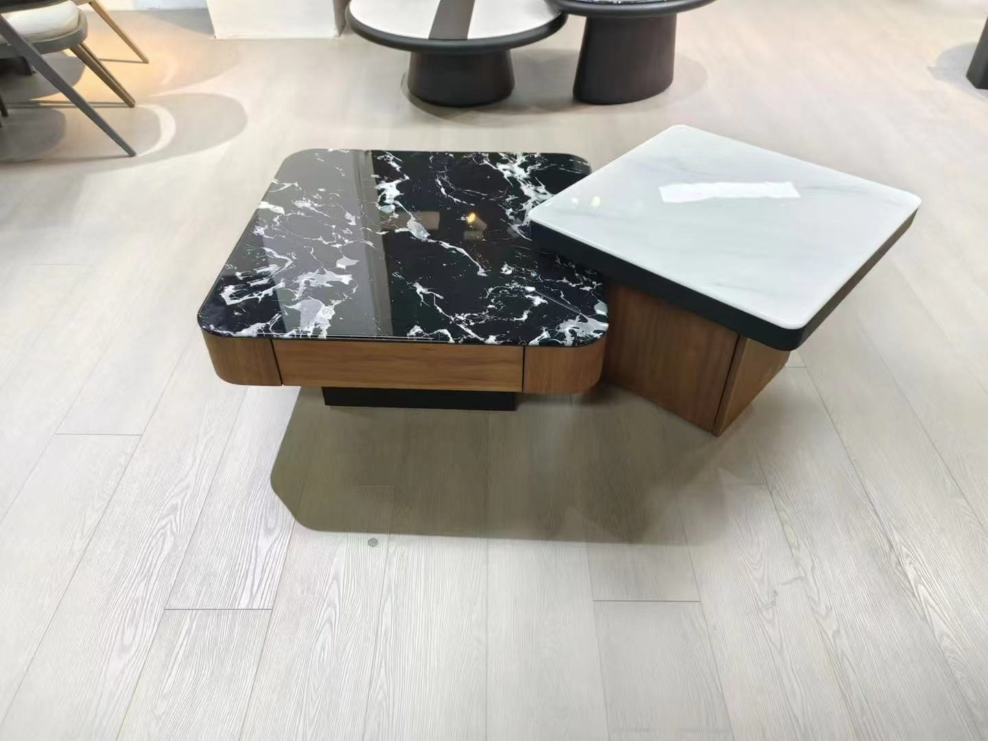 TABLE BASSE CLASS EN BOIS MARRON ET MARBRE NOIR ET BLANC 120X60 CM
